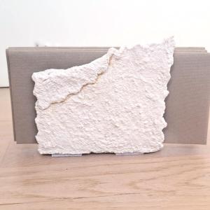 Servetėlių dėklas.